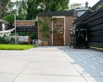 2000495_3