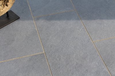 keramische_tegel_cera4line_imola_antraciet_40x80x4cm_gardenlux