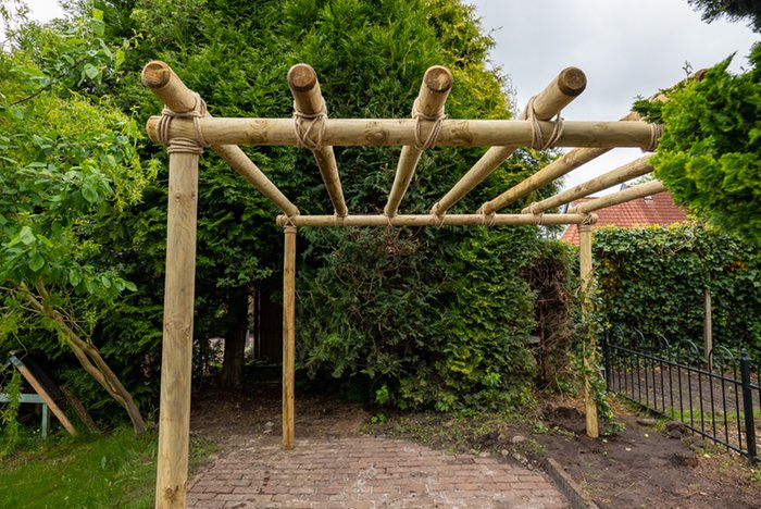 Round Timber Posts